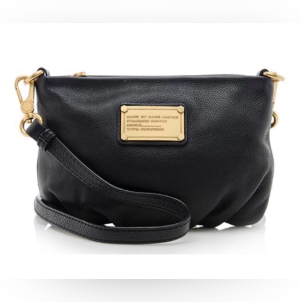 Marc By Marc Jacobs Qpercy Black Leather Handbag With Gold Hardware